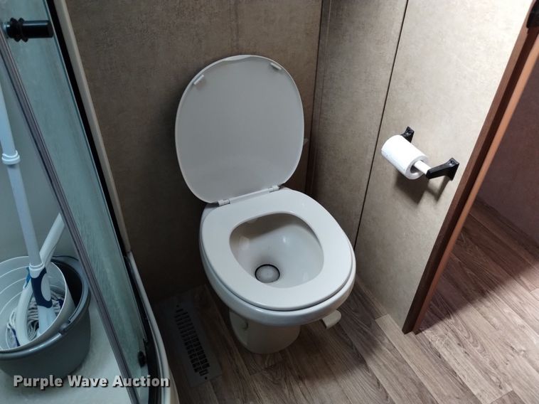 image for item DK8816 2015 Jayco Eagle  camper