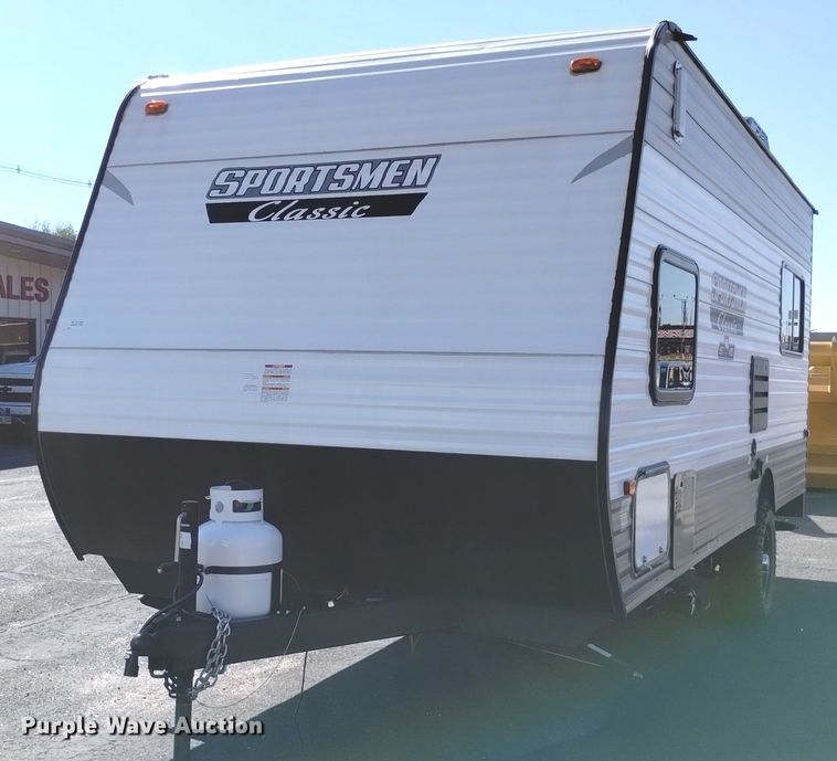 image for item DK8822 2022 KZ Sportsman Classic toy hauler camper