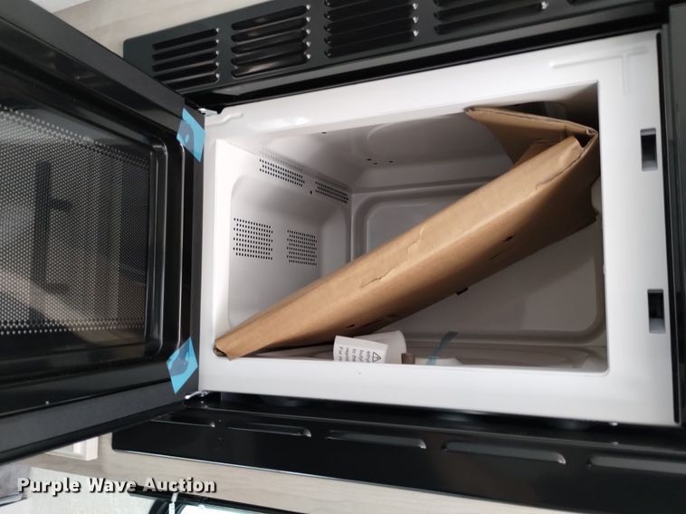 image for item DK8822 2022 KZ Sportsman Classic toy hauler camper