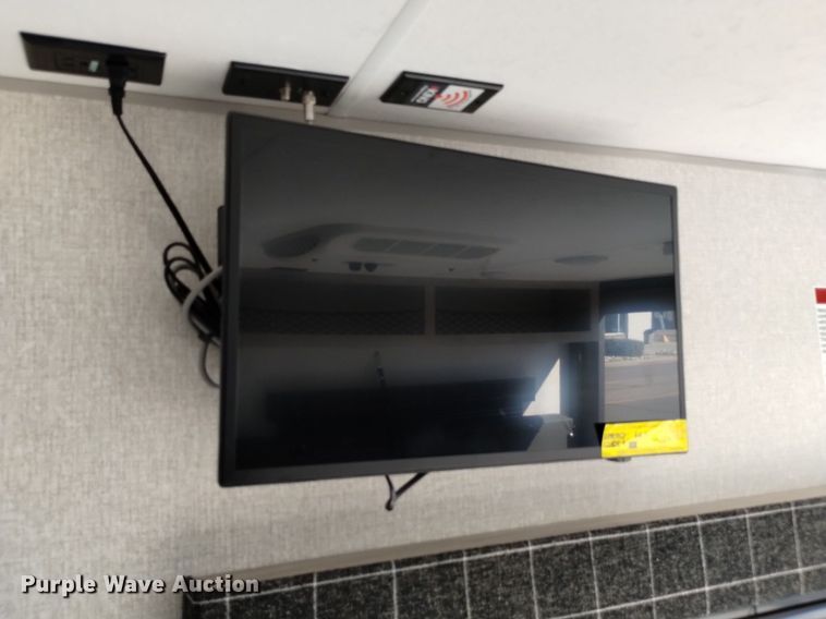 image for item DK8822 2022 KZ Sportsman Classic toy hauler camper