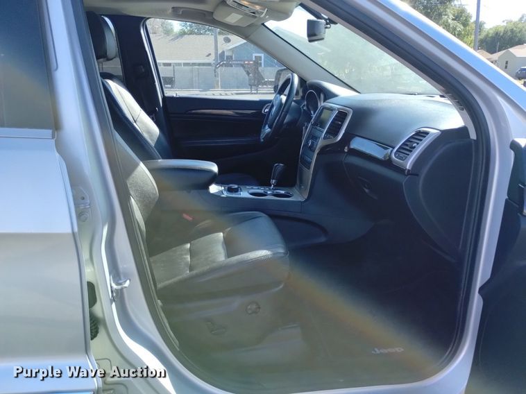 image for item DK8825 2012 Jeep Grand Cherokee  SUV