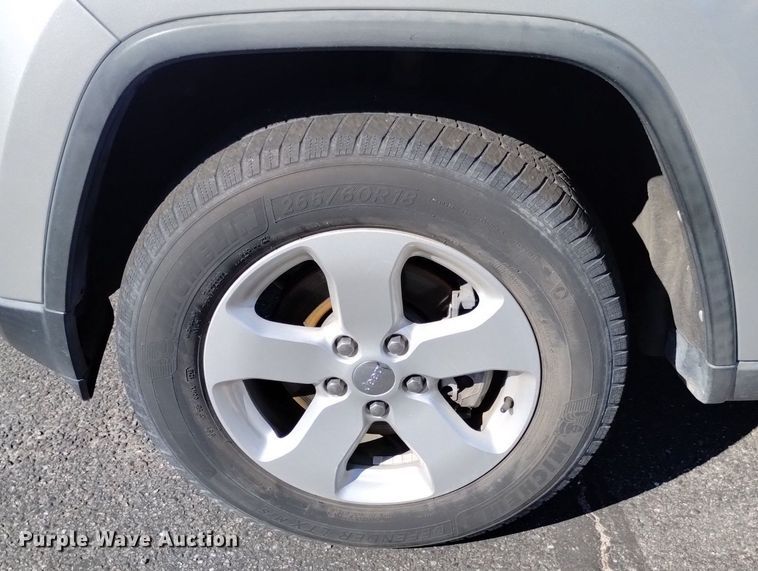 image for item DK8825 2012 Jeep Grand Cherokee  SUV