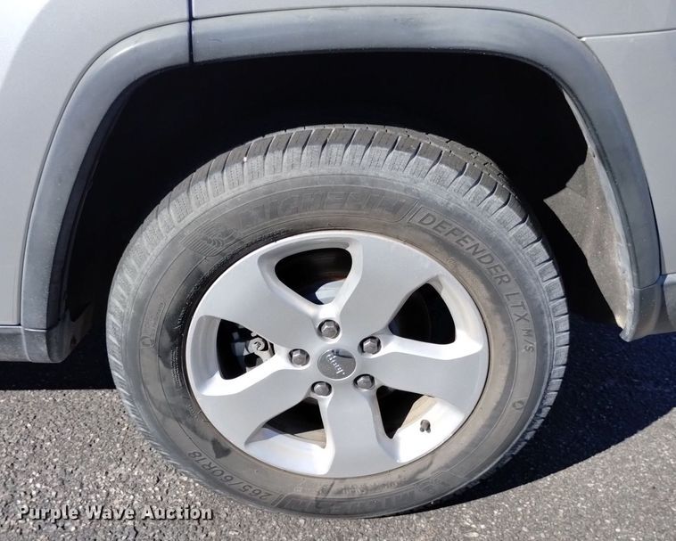 image for item DK8825 2012 Jeep Grand Cherokee  SUV