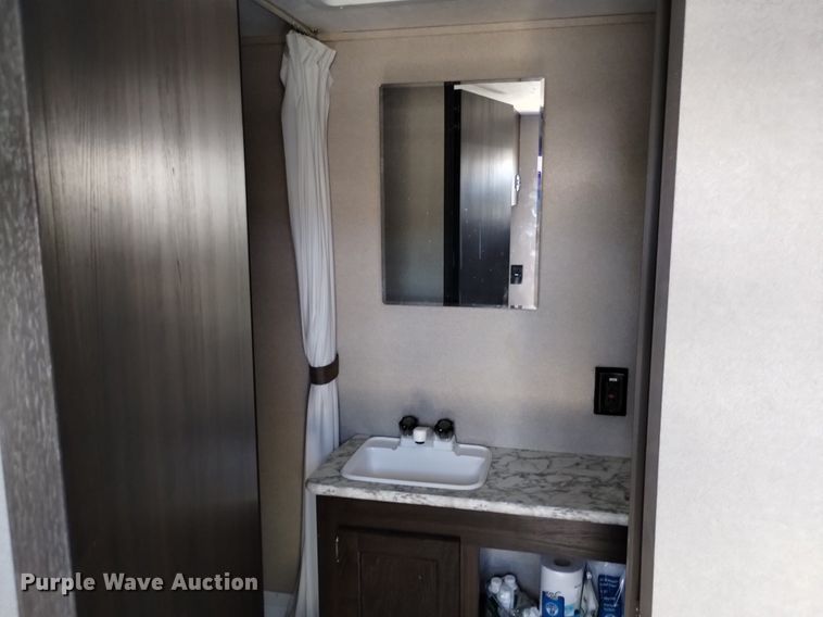 image for item DK8837 2020 Keystone Springdale Mini camper