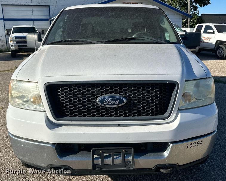 image for item DM2620 2005 Ford F150  SuperCab pickup truck