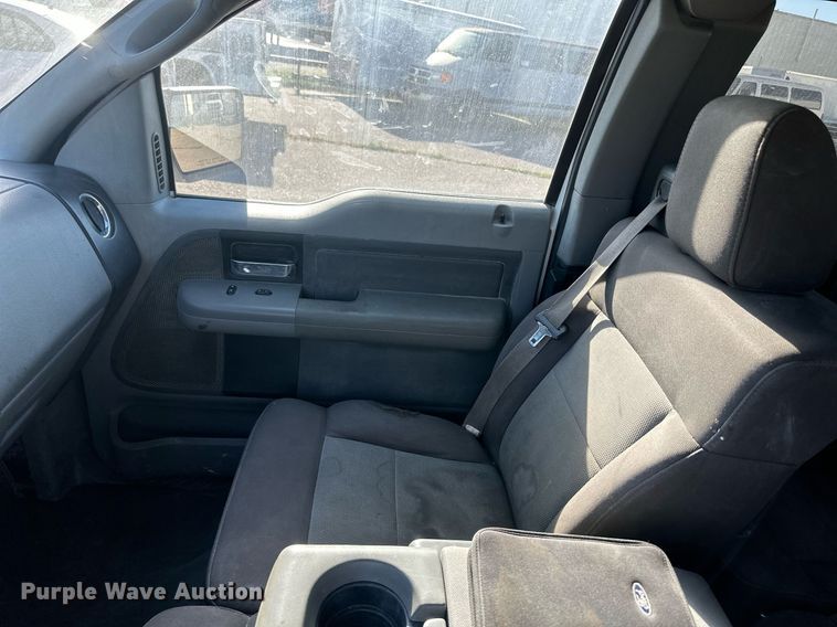 image for item DM2620 2005 Ford F150  SuperCab pickup truck