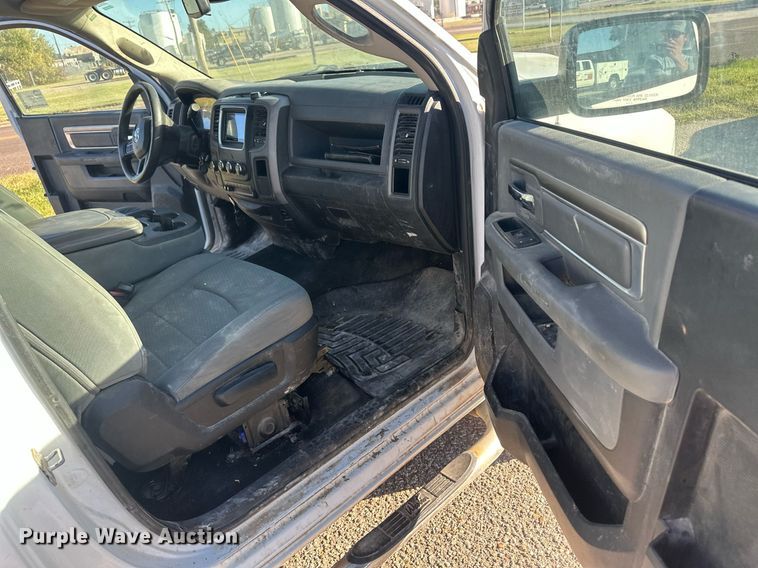 image for item DM2622 2013 Dodge Ram 2500HD  utility bed pickup truck