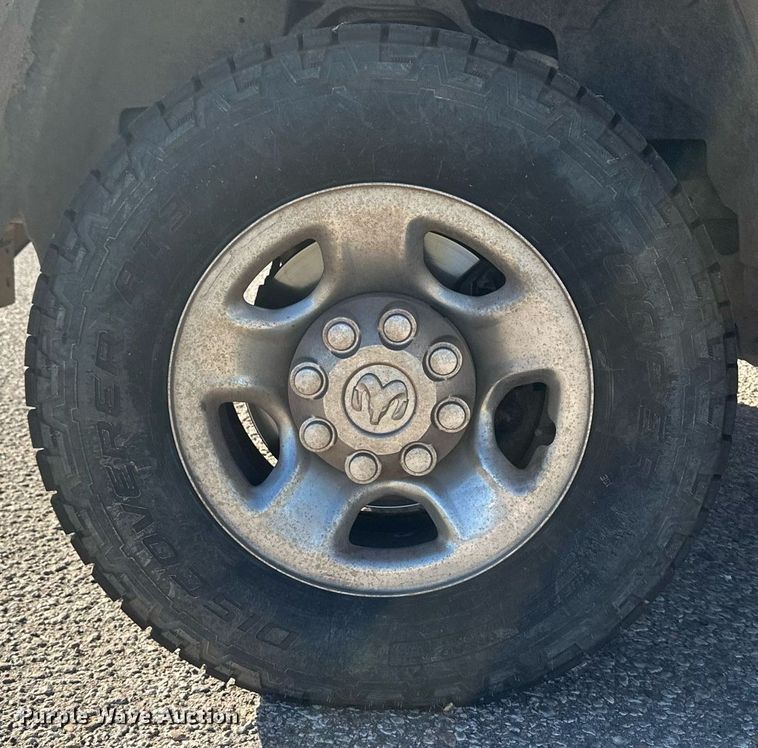 image for item DM2622 2013 Dodge Ram 2500HD  utility bed pickup truck