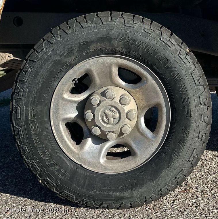 image for item DM2622 2013 Dodge Ram 2500HD  utility bed pickup truck