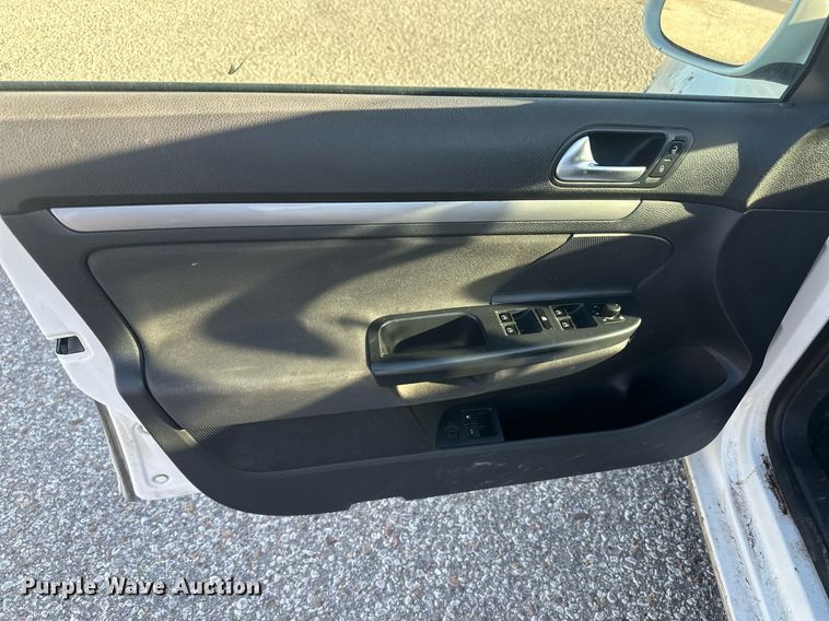 image for item DM2623 2010 Volkswagen Jetta