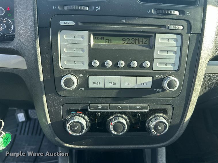 image for item DM2623 2010 Volkswagen Jetta