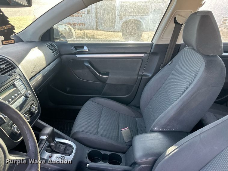 image for item DM2623 2010 Volkswagen Jetta