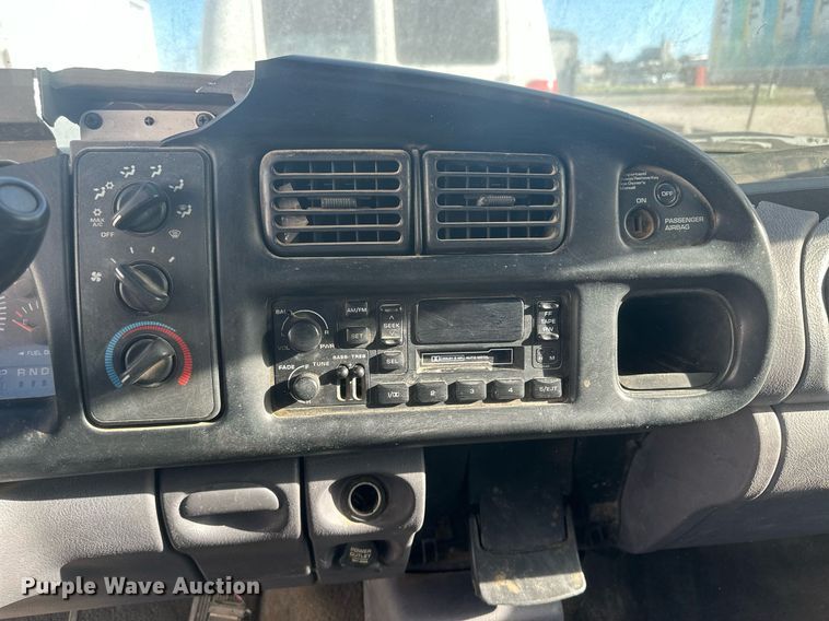 image for item DM2624 2001 Dodge Ram 1500