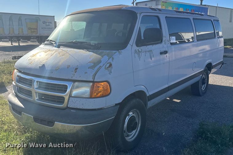 image for item DM2625 1999 Dodge Ram Wagon 3500  van