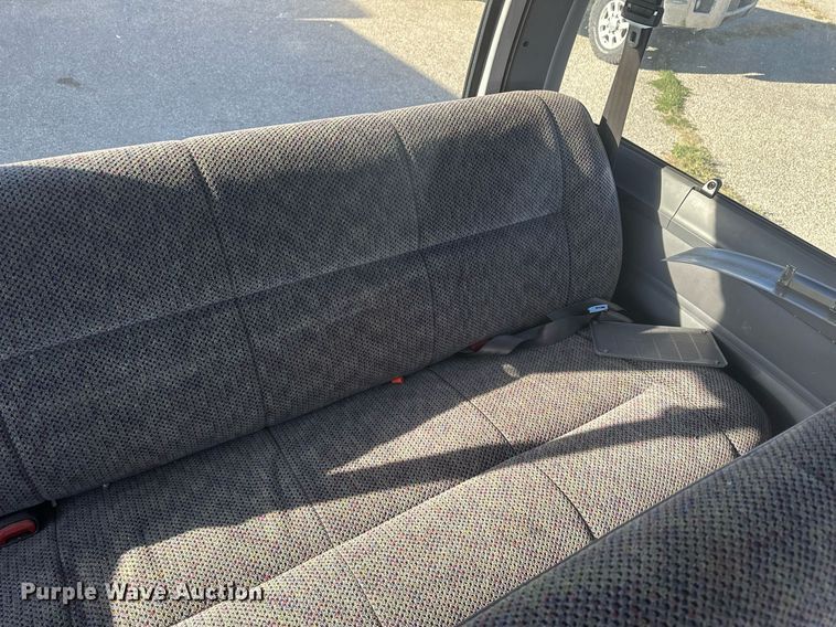 image for item DM2625 1999 Dodge Ram Wagon 3500  van