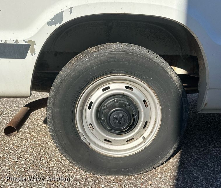 image for item DM2626 1999 Dodge Ram Wagon 2500  van