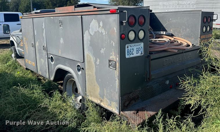 image for item DM2627 1995 GMC Sierra 3500  utility bed pickup truck