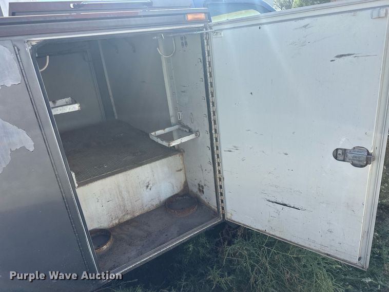 image for item DM2627 1995 GMC Sierra 3500  utility bed pickup truck