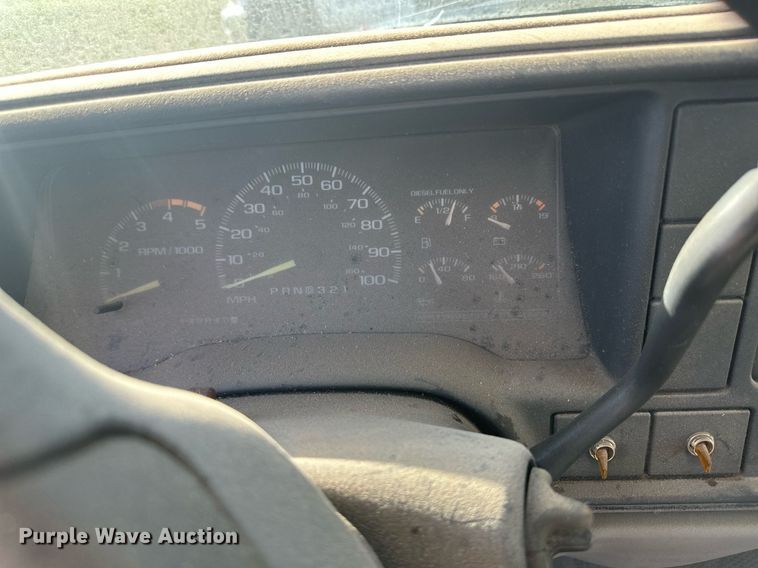 image for item DM2627 1995 GMC Sierra 3500  utility bed pickup truck