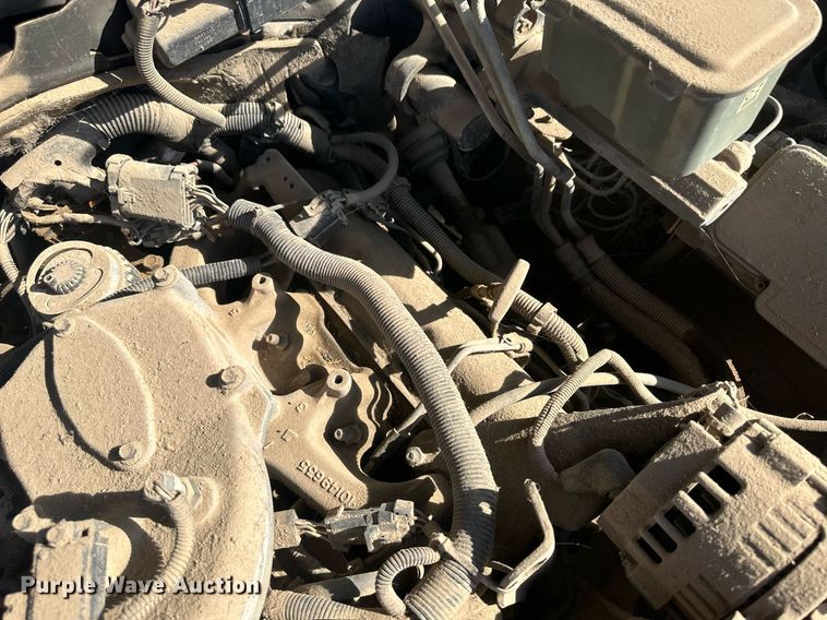 image for item DM2627 1995 GMC Sierra 3500  utility bed pickup truck