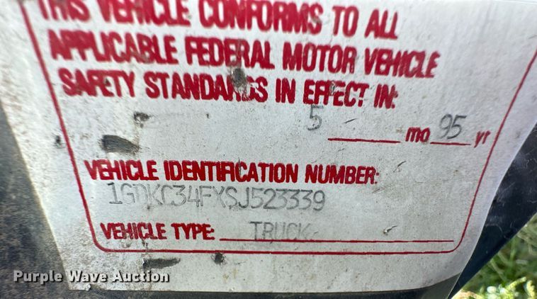 image for item DM2627 1995 GMC Sierra 3500  utility bed pickup truck