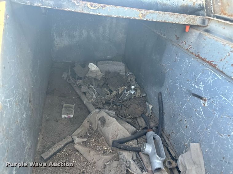 image for item DM2630 2001 Ford F250 Super Duty  SuperCab pickup truck