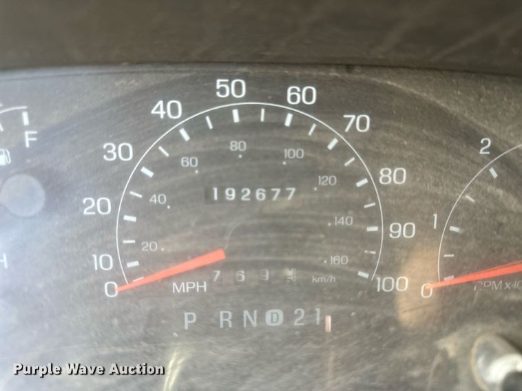 image for item DM2630 2001 Ford F250 Super Duty  SuperCab pickup truck