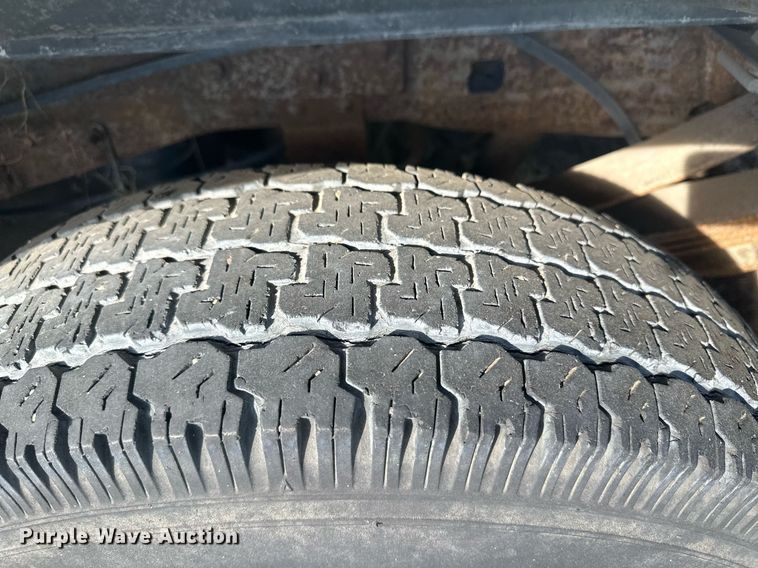 image for item DM2630 2001 Ford F250 Super Duty  SuperCab pickup truck