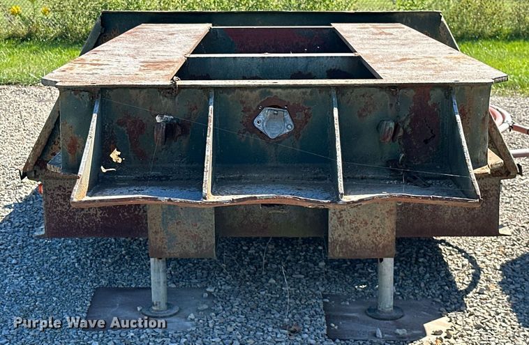 image for item DM6478 1950 Lacrosse DF6T-33LD  equipment trailer