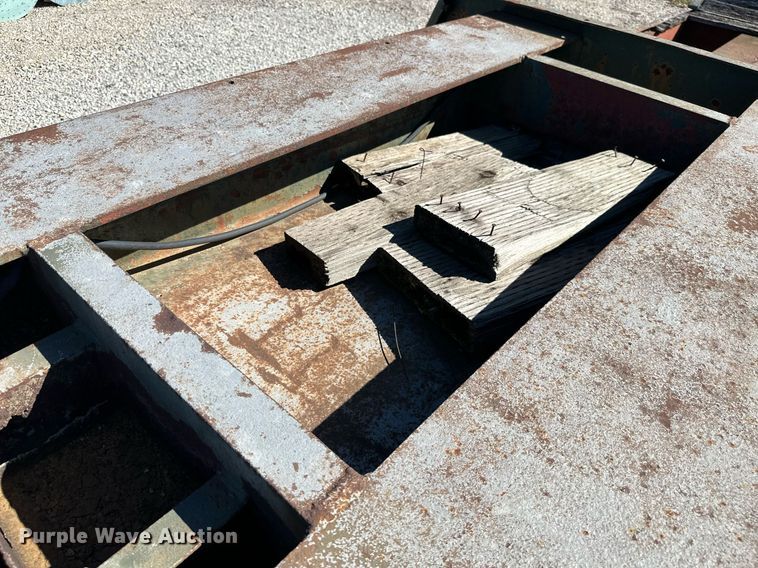 image for item DM6478 1950 Lacrosse DF6T-33LD  equipment trailer