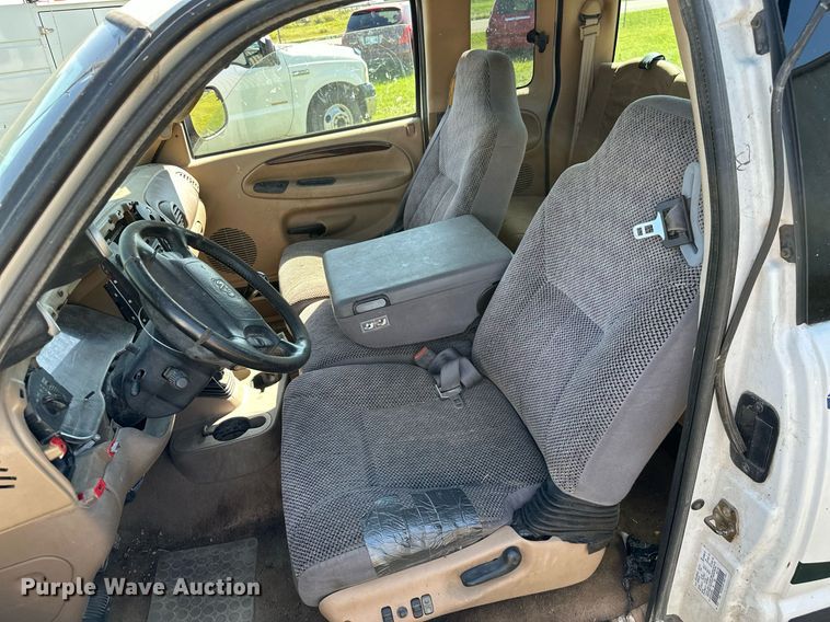 image for item DM6497 2002 Dodge Ram 2500  Quad Cab pickup truck