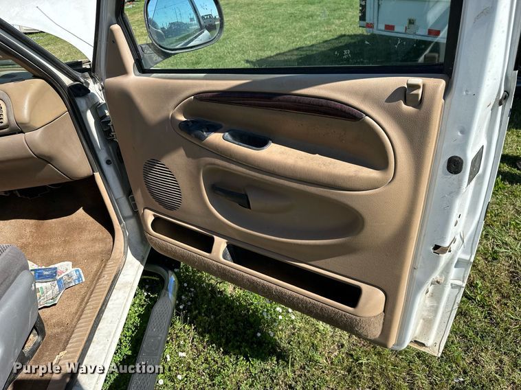 image for item DM6497 2002 Dodge Ram 2500  Quad Cab pickup truck