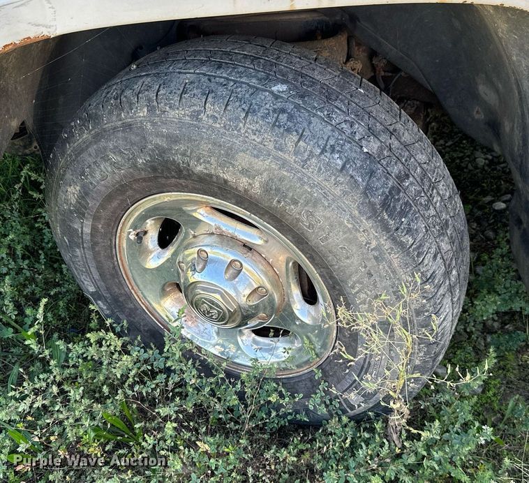 image for item DM6497 2002 Dodge Ram 2500  Quad Cab pickup truck