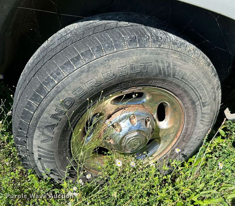 image for item DM6497 2002 Dodge Ram 2500  Quad Cab pickup truck