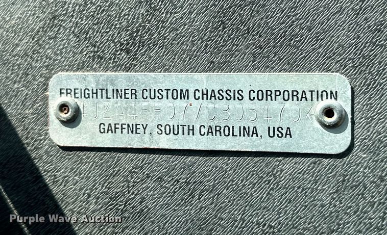 image for item DM6498 1997 Freightliner MT45  delivery truck