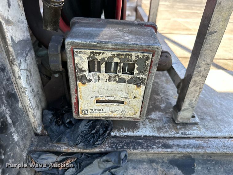 image for item DM6499 2005 Ford F350 Super Duty XL  utility bed pickup truck