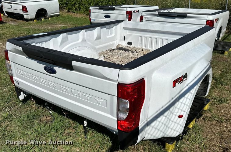 image for item DM6500 2022 Ford F350 Super Duty  pickup truck bed