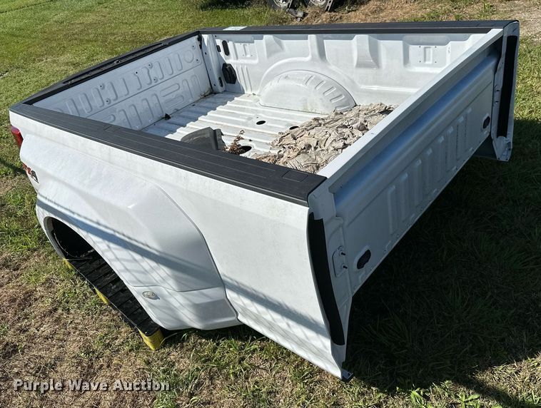 image for item DM6500 2022 Ford F350 Super Duty  pickup truck bed