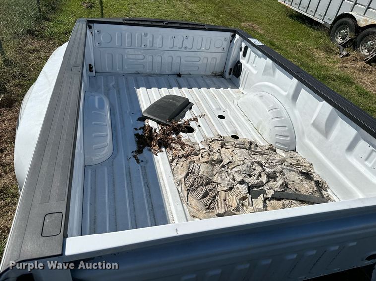 image for item DM6500 2022 Ford F350 Super Duty  pickup truck bed
