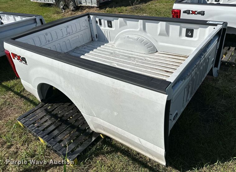 image for item DM6501 2018 Ford F250 Super Duty  pickup truck bed