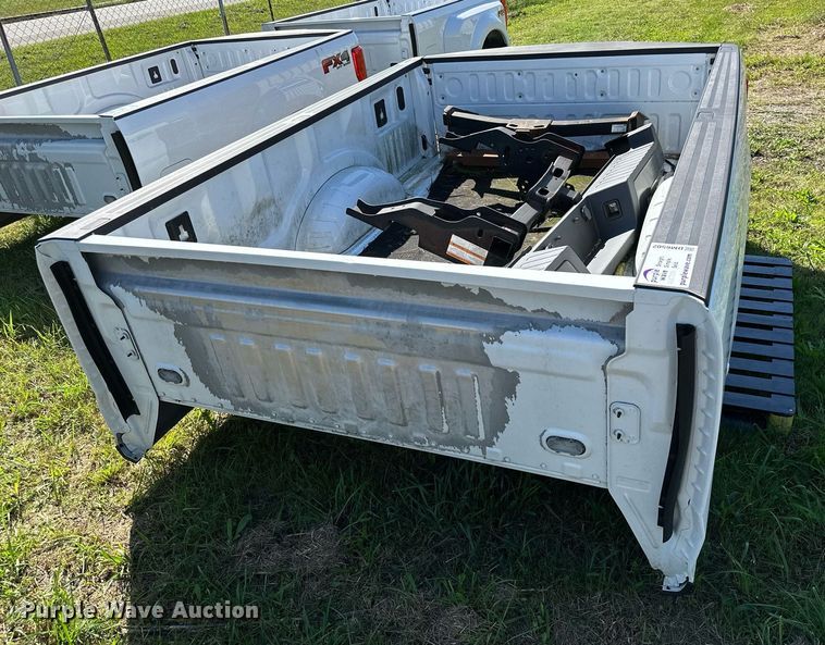 image for item DM6502 2018 Ford F250 Super Duty  pickup truck bed
