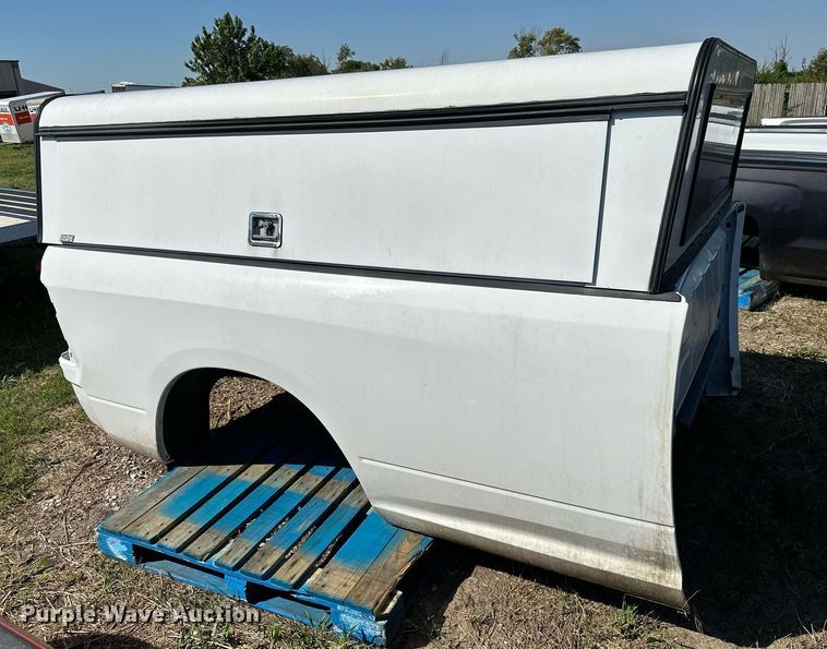 image for item DM6505 2017 Dodge Ram 2500  pickup truck bed