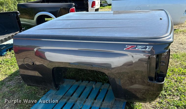 image for item DM6506 2015 Chevrolet Silverado 2500  pickup truck bed