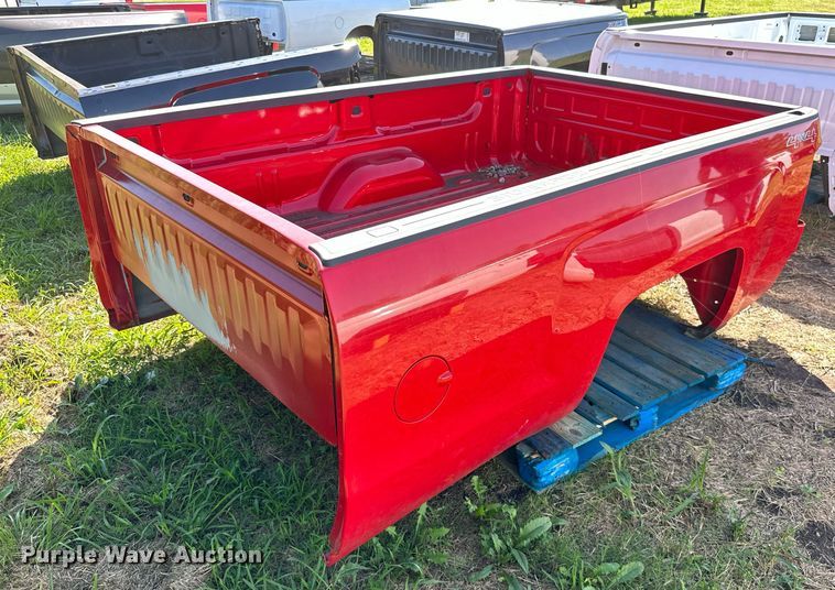 image for item DM6507 2015 Chevrolet Silverado 2500  pickup truck bed