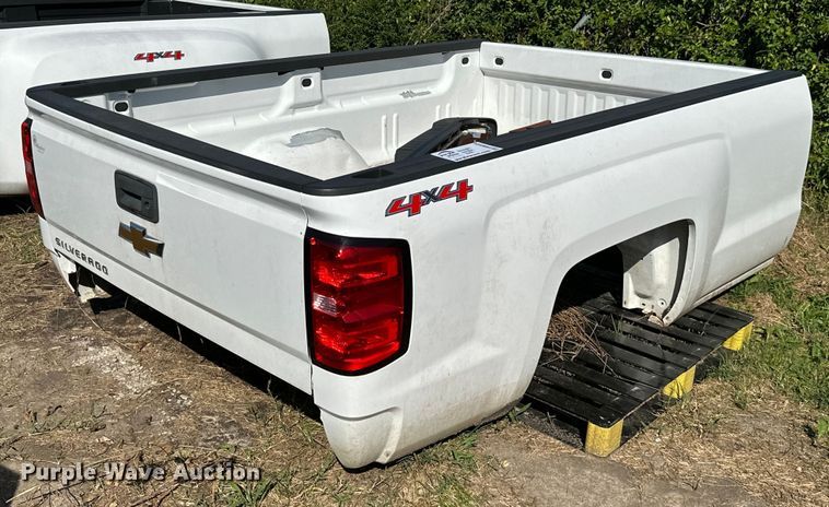 image for item DM6509 2015 Chevrolet Silverado 2500  pickup truck bed