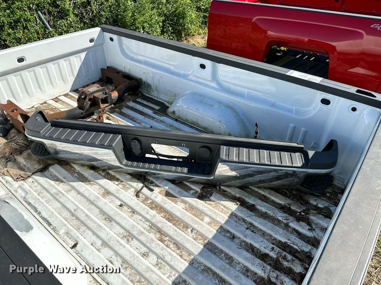 image for item DM6509 2015 Chevrolet Silverado 2500  pickup truck bed