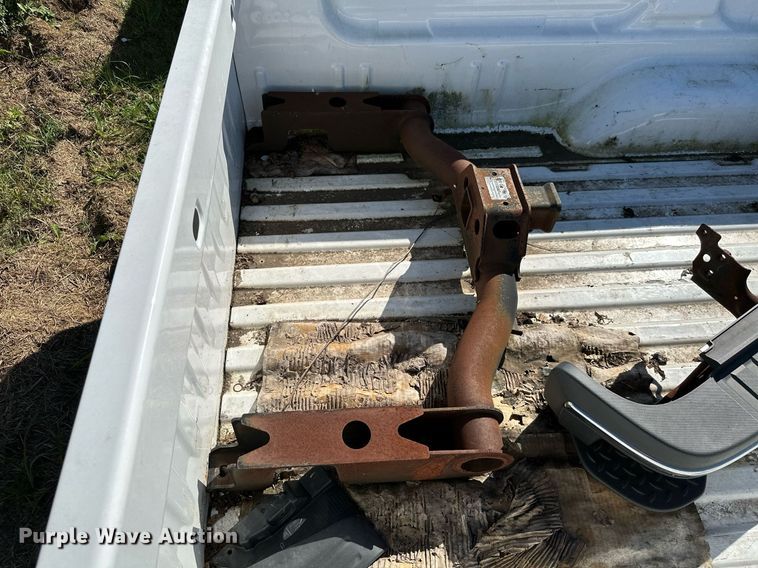 image for item DM6509 2015 Chevrolet Silverado 2500  pickup truck bed