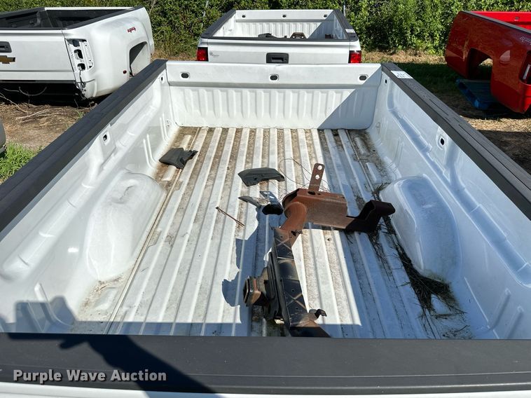 image for item DM6510 2015 Chevrolet Silverado 2500  pickup truck bed