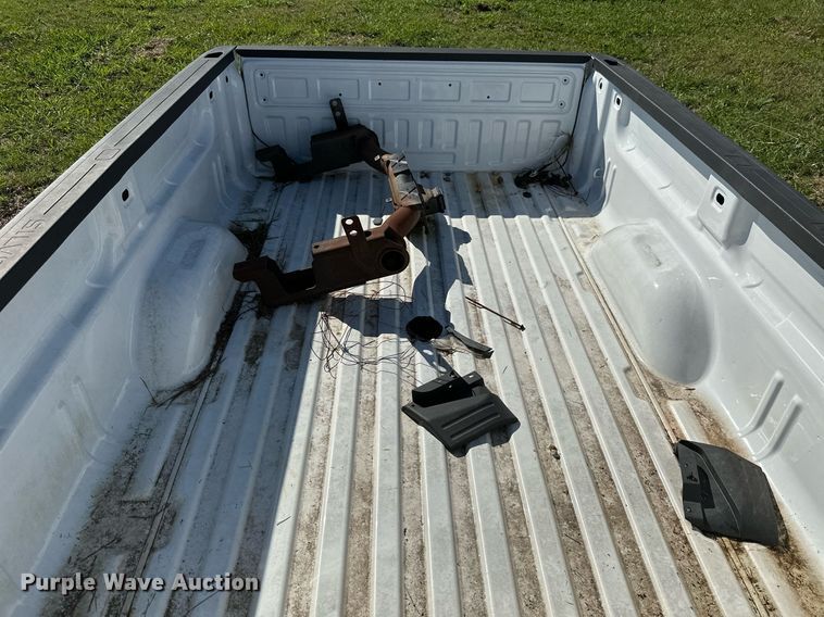 image for item DM6510 2015 Chevrolet Silverado 2500  pickup truck bed