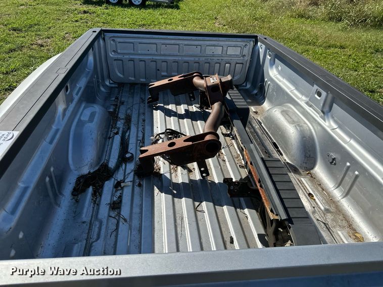 image for item DM6511 2015 Chevrolet Silverado 2500  pickup truck bed